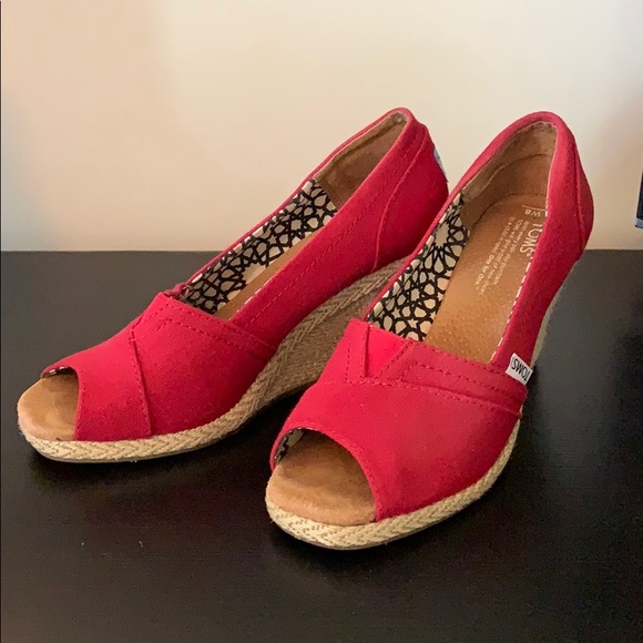 Toms Shoes - Toms wedges